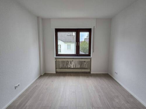 Schlafzimmer - 3 Zimmer Etagenwohnung zur Miete in Seeheim-Jugenheim / Jugenheim