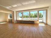 Wohnzimmer - 2 Zimmer Etagenwohnung zum Kaufen in Aachen