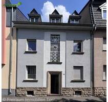 TR.-Engelstraße: Modernisierungsbedürftiges Mehrfamilienhaus mit 3 Wohneinheiten zu verkaufen. - Trier Trier-Nord
