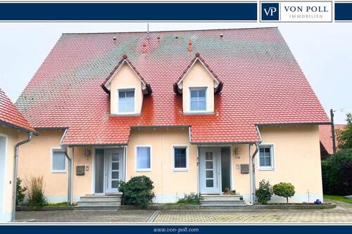 Titel - Moderne Doppelhaushälfte in ruhiger Lage mit hochwertiger Ausstattung, Garten und Garage