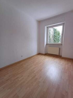 3. Zimmer 2.jpg - 3 Zimmer Etagenwohnung in Nürnberg