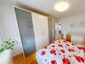 Schlafzimmer (EG) - 