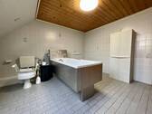 Badezimmer im DG - 