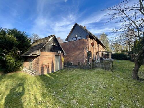 Blick aus dem Garten - 5 Zimmer Doppelhaushälfte in Wedemark