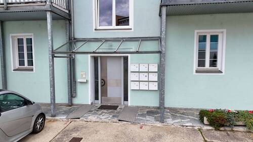 Hintereingangstür (Innenhof) - 