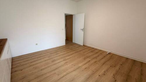 Büro- oder Pflegezimmer - 