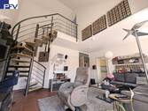Wohnen mit Treppe zum ausgebauten Spitzboden - 3 Zimmer Etagenwohnung zum Kaufen in Wendelstein