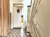 Treppenhaus mit ursprünglichem Charm. - 7 Zimmer Mehrfamilienhaus, Wohnhaus in Krefeld
