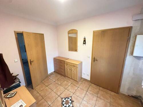 Flur EG.JPG - Einfamilienhaus mit 158,00 m&sup2; in Berlin zum Kaufen