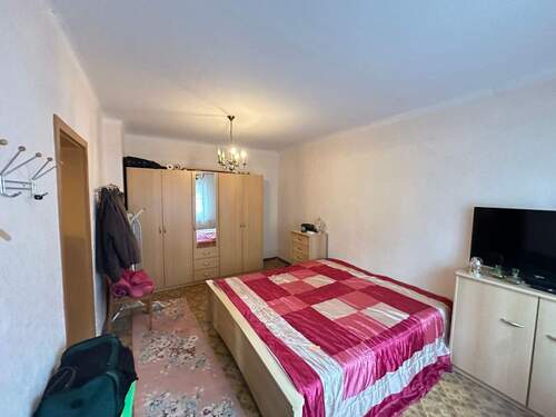 Schlafzimmer EG.JPG - 