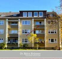 Vom Balkon einen Elbblick erhaschen -ideal geschnitten, schön hell sowie großer Keller und Stellplatz inkl. - Wedel