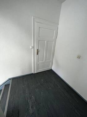 Treppenhaus - 2 Zimmer Etagenwohnung zur Miete in Arnstadt