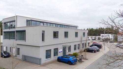 Für Produktion, Ausstellung, Lager - Halle zur Miete in Neumarkt in der Oberpfalz