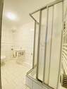 Bad mit Dusche und WC UG - 