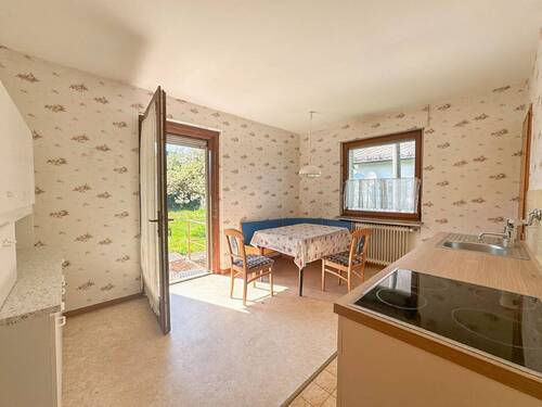 Küche - 4 Zimmer Einfamilienhaus zum Kaufen in Flammersfeld
