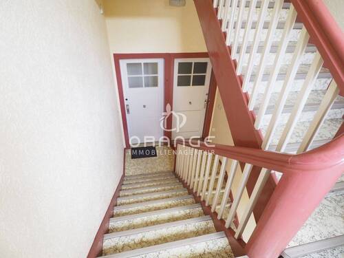 Treppenhaus - Mehrfamilienhaus, Wohnhaus mit 425,00 m² in Nürnberg zum Kaufen