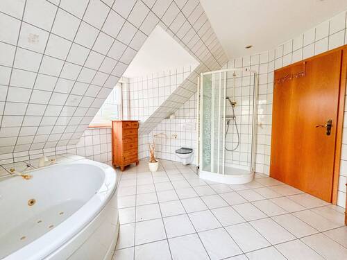 21 OG Badezimmer - 