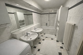 Visualisierung Badezimmer Wohnung EG/UG (KI) - 
