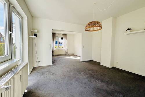 Esszimmer Haupthaus mit Zugang zur Terrasse - Einfamilienhaus mit 165,00 m&sup2; in Lübeck zum Kaufen