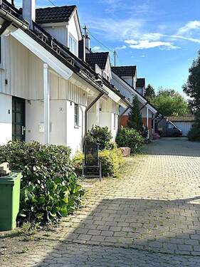 Zufahrt 01 - 