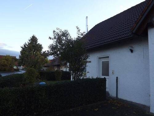 Bild 2 - 2 Zimmer Etagenwohnung zur Miete in Wiesenbronn