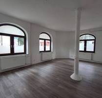 Großzügige 4-Zimmer-Wohnung im EG – mit Charme, Einbauküche und Wannenbad - Bremerhaven Lehe