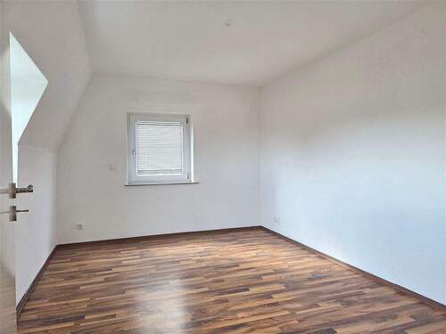 Zimmer 2 - 