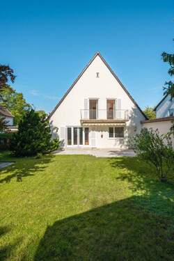 Aussenansicht - 7 Zimmer Einfamilienhaus zum Kaufen in München