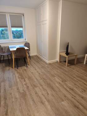 Wohnzimmer - 4 Zimmer Etagenwohnung zur Miete in Niebüll