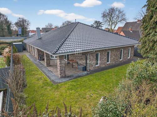 Bild 2 - 4 Zimmer Bungalow zum Kaufen in Papenburg