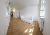 Zimmer 8 OG - 