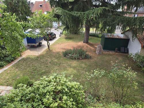 Garten - mgl. f. Garage.jpg - 8 Zimmer Mehrfamilienhaus, Wohnhaus in Frechen