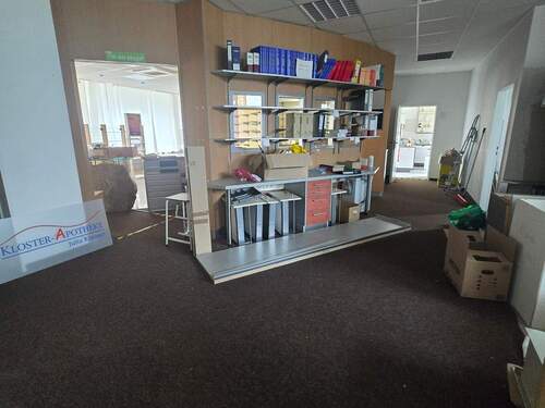 Raum hinter Theke.jpg - 