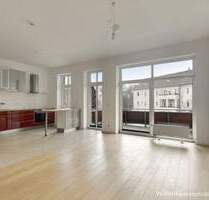 Bezugsfrei: Sanierter Altbau mit Sonnenbalkon in Karlshorst - Berlin