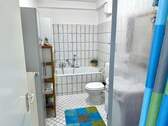 Badezimmer - 3 Zimmer Etagenwohnung zur Miete in Bielefeld / Brackwede