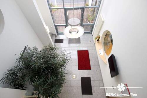 Eingangsbereich - Halle zur Miete in Partenstein