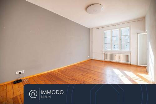 Wohnzimmer - 2 Zimmer Etagenwohnung zum Kaufen in Berlin