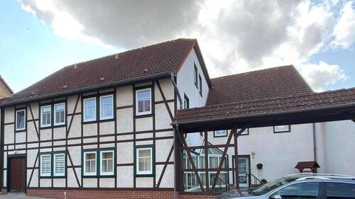 Frontansicht - Einziehen und wohlfühlen: Einfamilienhaus für die große Familie in Herbsleben zu verkaufen