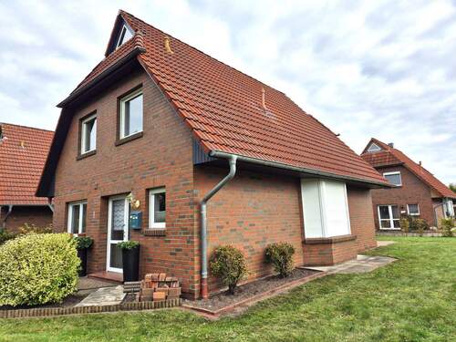 Straßenansicht - 