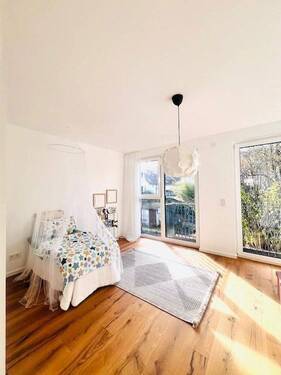 Schlafzimmer 1. OG - 