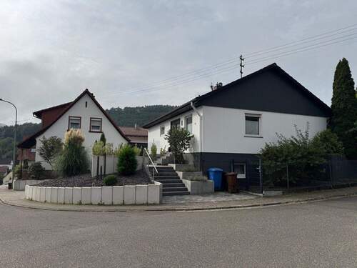 Außenansicht - Einfamilienhaus mit 125,00 m&sup2; in Lug zum Kaufen