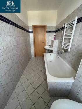 01. Badezimmer - 