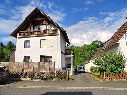1 Cover - 5 Zimmer Einfamilienhaus zum Kaufen in Löhnberg