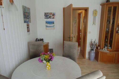 9 Wohnzimmer.JPG - 