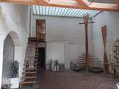 Haupthaus Atelier mit Durchgang zum Werkraum - 