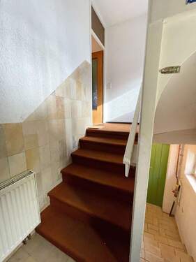 Eingang Haus / Treppenhaus - 