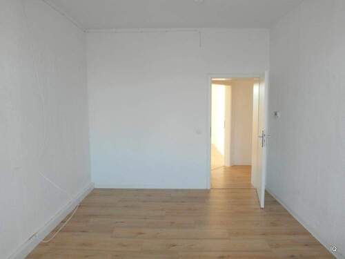 Wohnzimmer - Etagenwohnung mit 72,70 m&sup2; in Hartha zur Miete