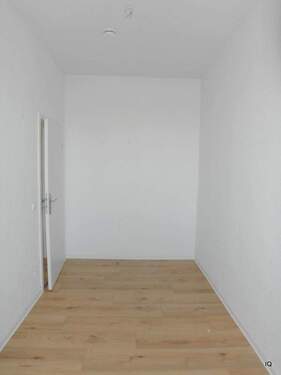 Kinder- oder Arbeitszimmer - 