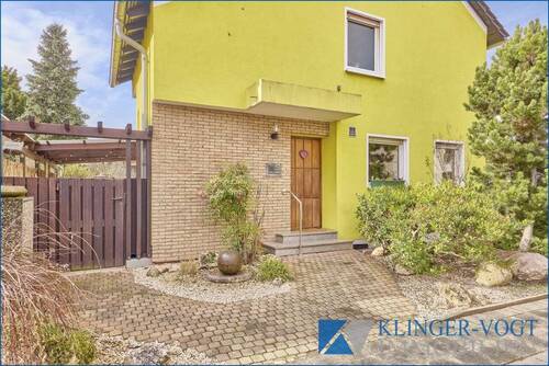 Willkommen - Freistehendes Einfamilienhaus mit zauberhaften Garten!