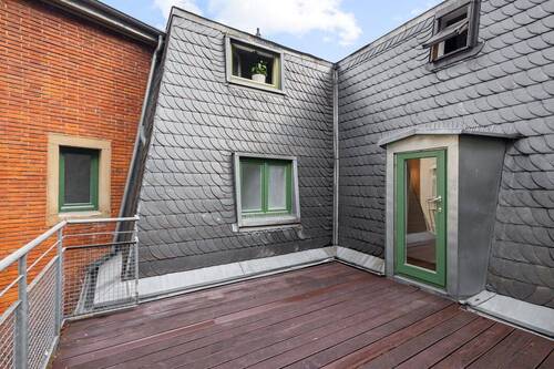 Ihr Sonnendeck! - Großzügige 2-Zimmer-Wohnung mit traumhafter Dachterrasse mitten in der City!